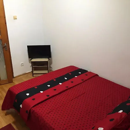 Apartament Mihaela Apartment